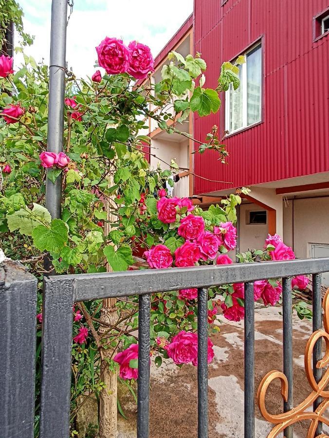 Mini Hotel On Guramishvili 22 Kobuleti Εξωτερικό φωτογραφία